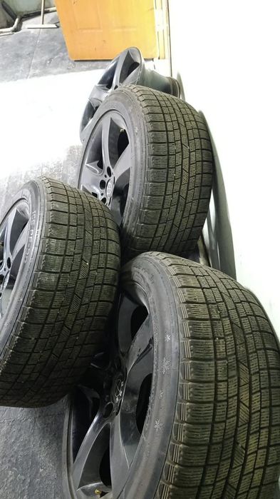 Продам резину с дисками на BMW X5
