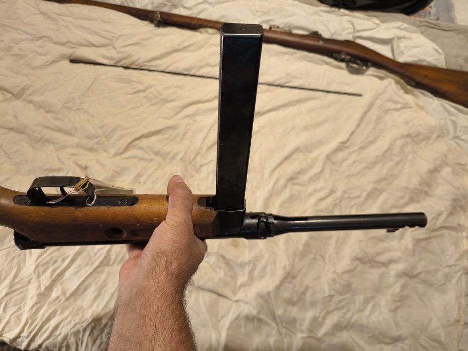 Обезопасен автомат Bereta ot VSV. картечен пистолет, пушка, карабина