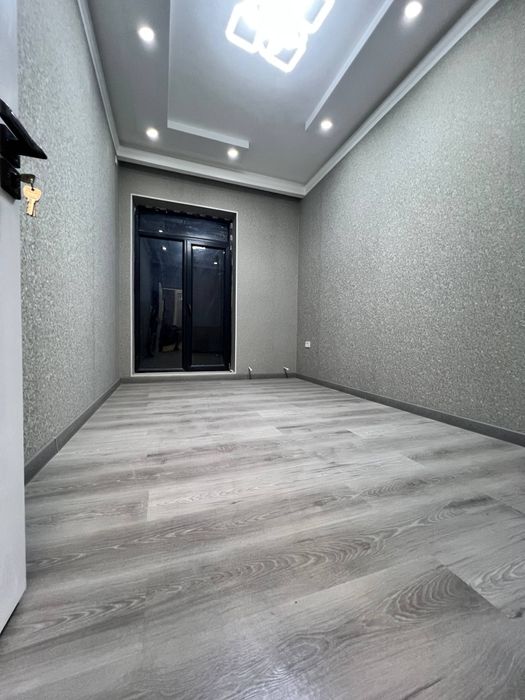 Продаётся Евродом Янгихаёт. Ул.Чорток 6 комнат.2 сотки(120 000&)