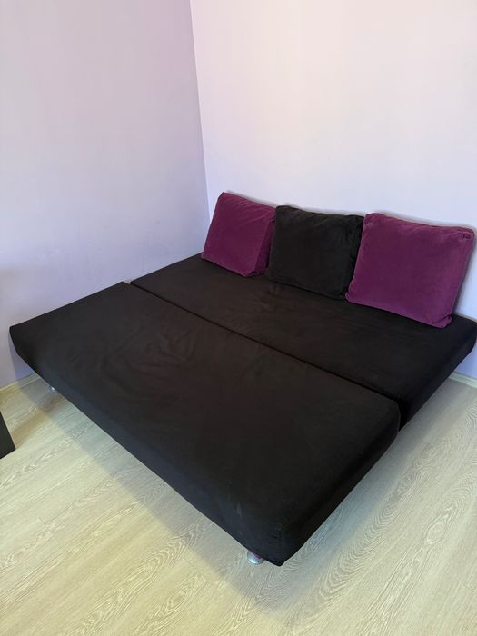 Продавам Диван 1.40/1.90