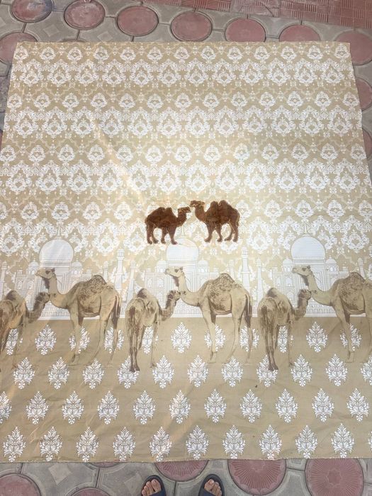 Tuya korpa uchun chexollar ishlab chiqaruvchilar uchun qulay