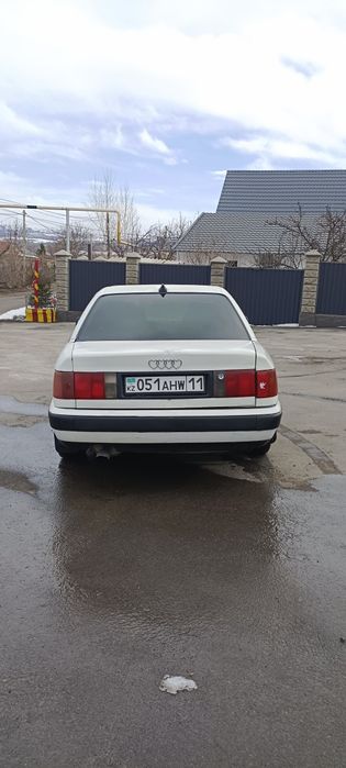 Продам Ауди с4 на ходу