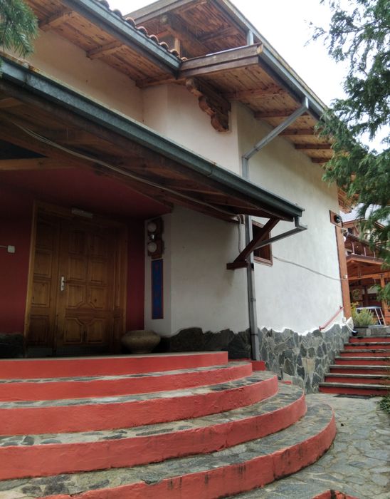 Продава се Къща в Сапарева баня - 400 кв.м за 765 €/кв.м - Снимка #3