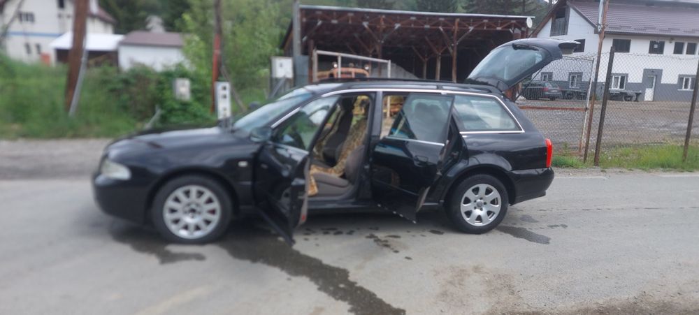 Vând sau schimb Audi A4 B5 2,5