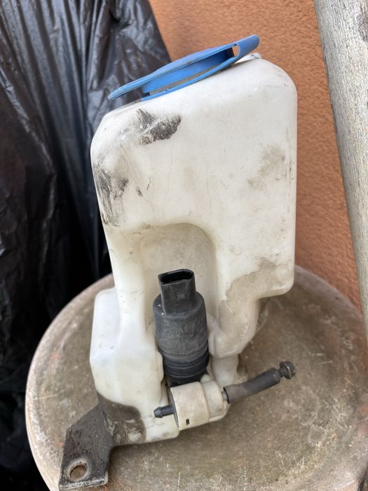 Казанче антифриз и чистачки голф 4