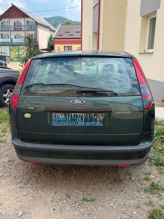 Vând Ford focus 2