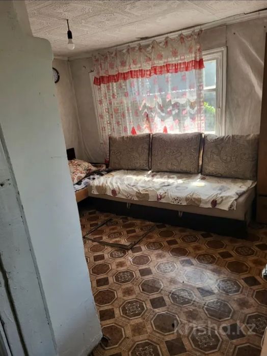 Продам участок с дачным домиком.