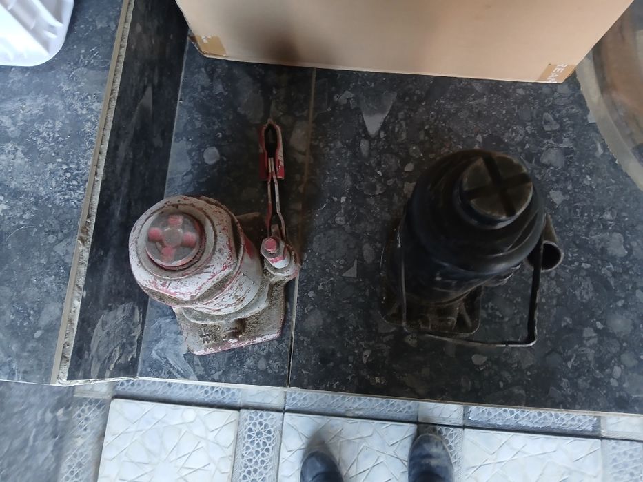 Домкрат гидравлический