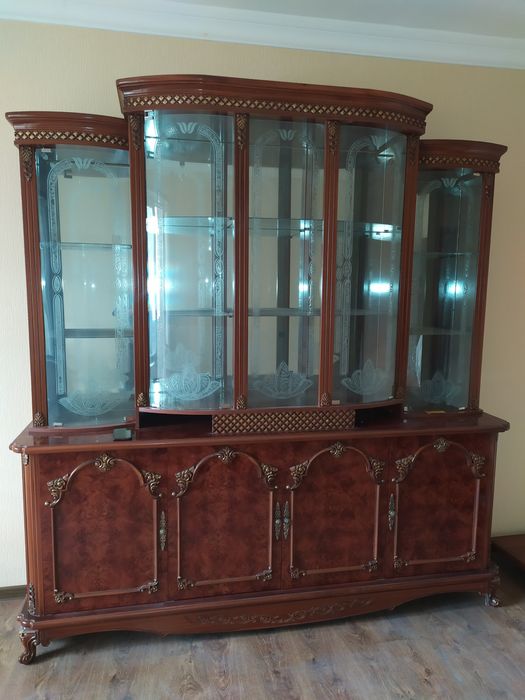 Горка для гостиной