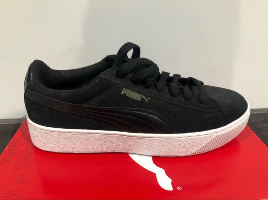 Чисто нови дамски маратонки Puma 37.5