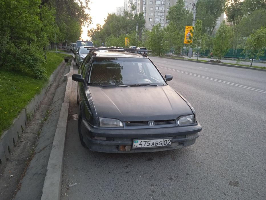 Продам Хонду концерта 1993 год