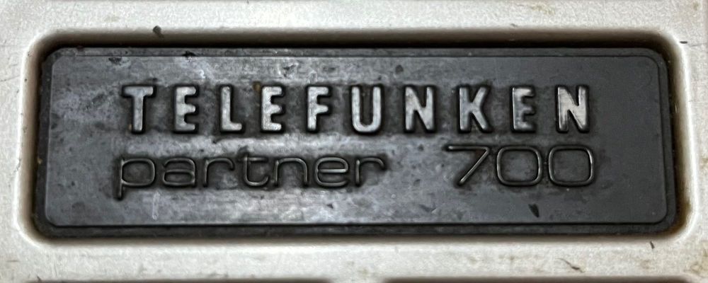 Радио транзистор Telefunken partner 700