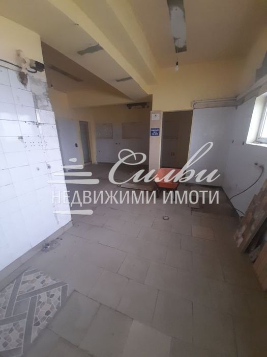 Търговски обект със статут на заведение - 5-ти километър!