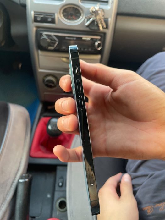 Iphone 12 pro.