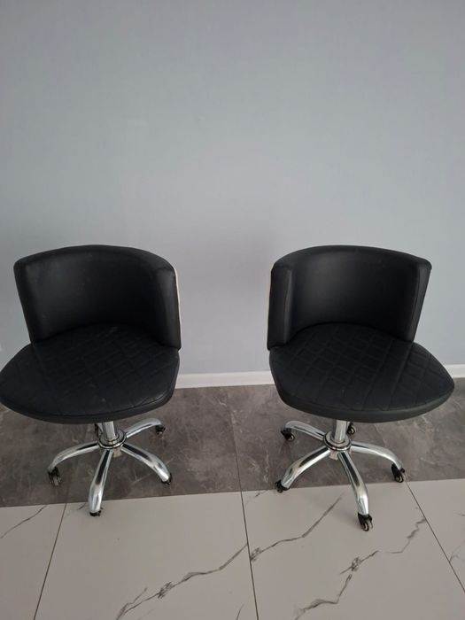 Кресла маникюрные , 2 штуки