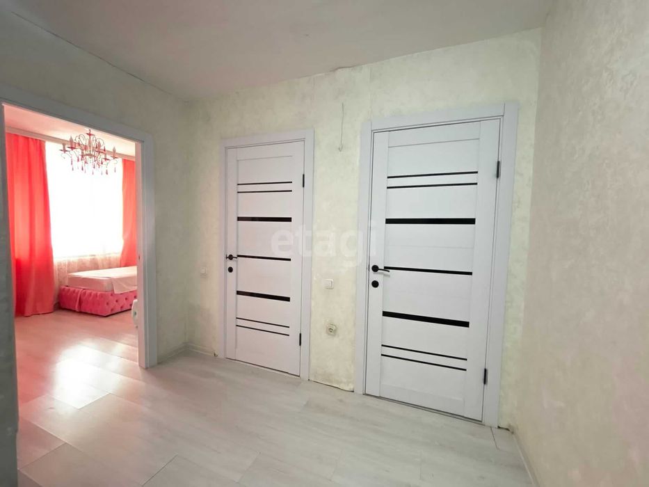 продам 3 комнатную квартиру