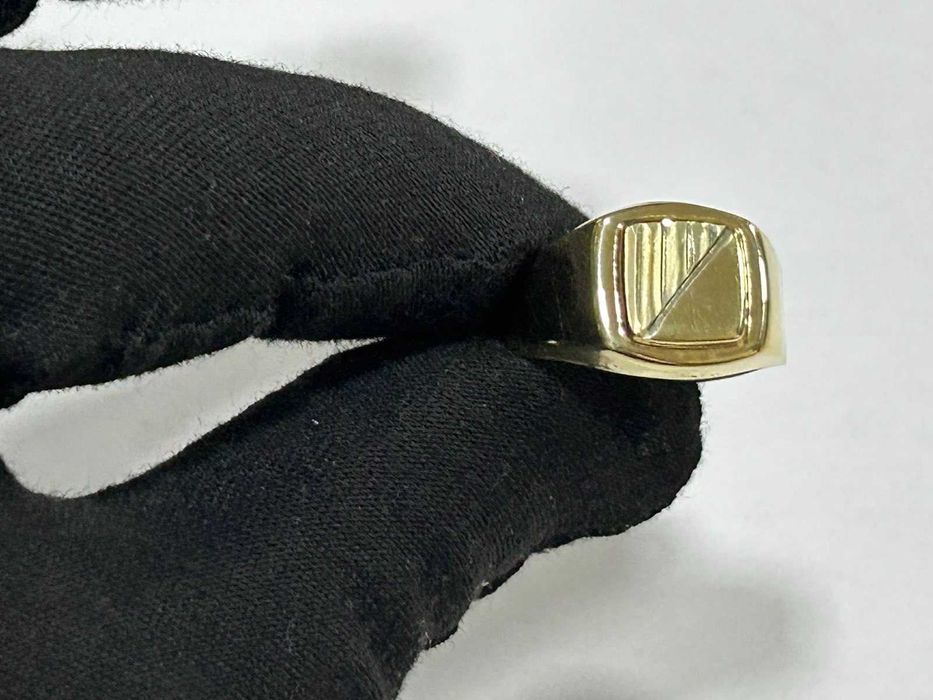 Златен пръстен 14 К 585 /3,28 гр.