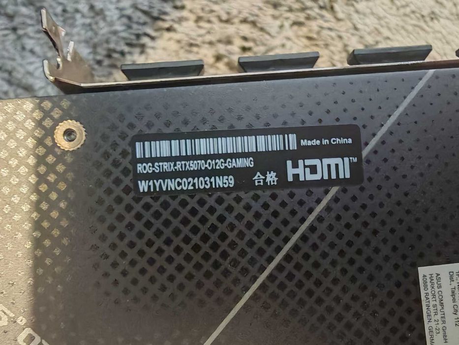 Видео Карта ASUS ROG Strix OC RTX 5070 12GB DLSS , GDDR7