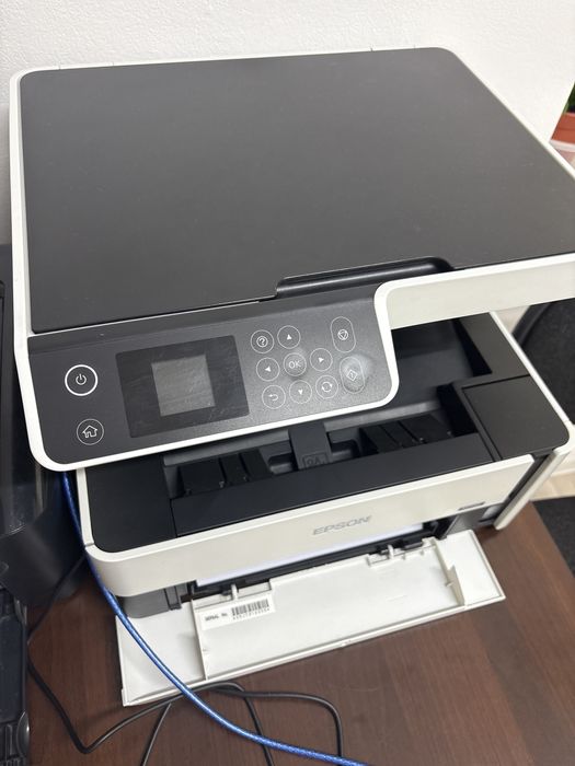 Принтер EPSON б/у в хорошем состоянии
