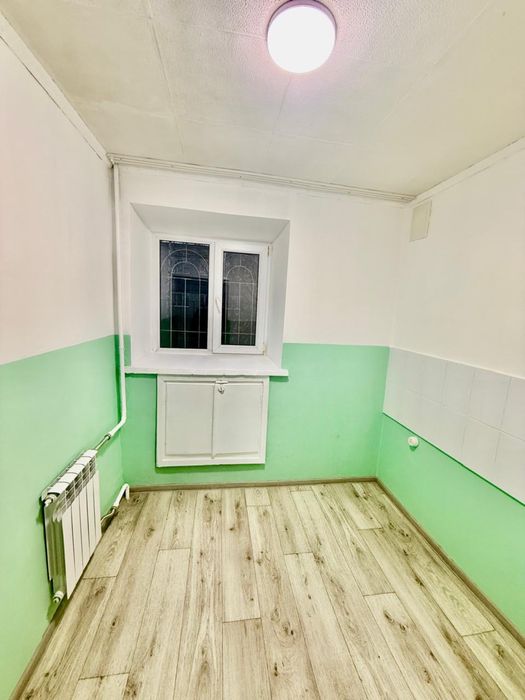 Продам квартиру Виноградова 12/1