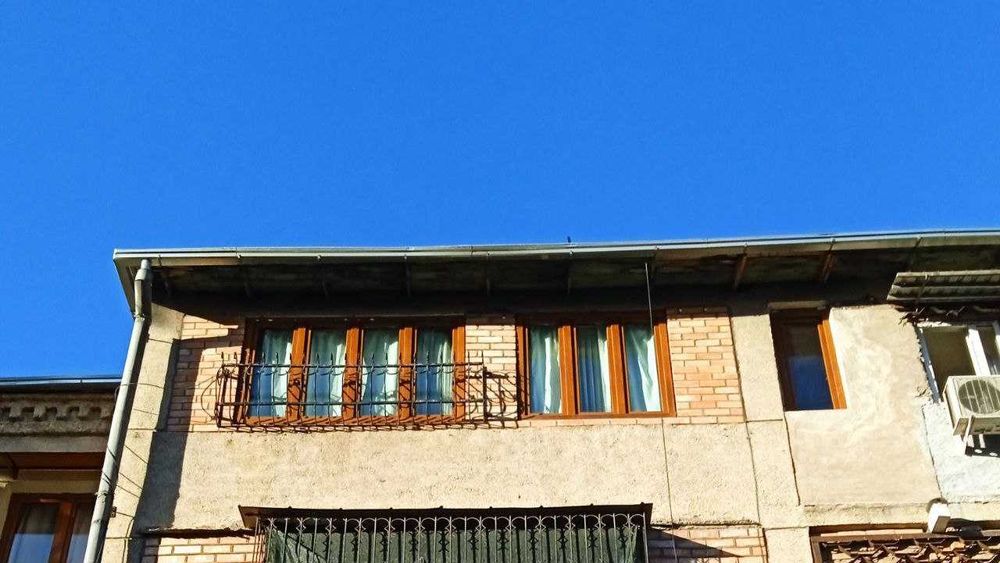 Продаётся 5-комнатная квартира, метро Тинчлик