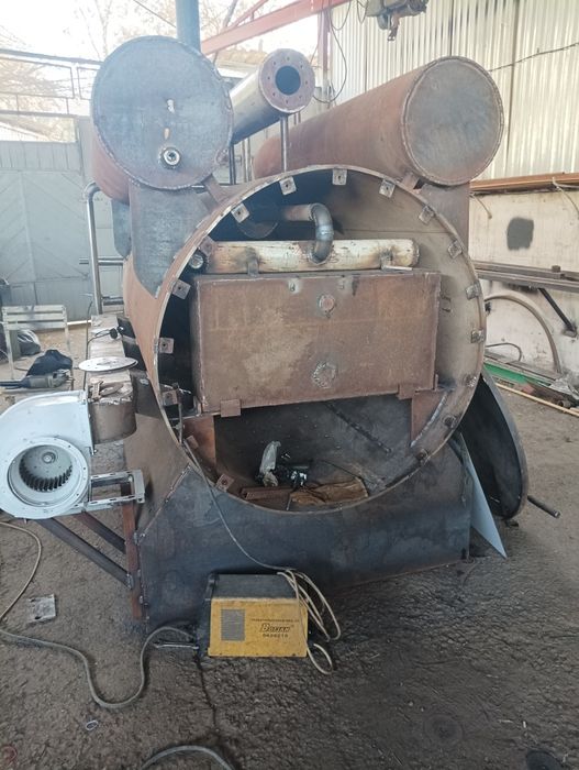 Паровой гениратор, хам газ хам электрода, ва кумирда ишлиде