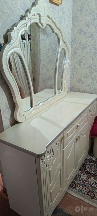 Spalni komplekt mebel