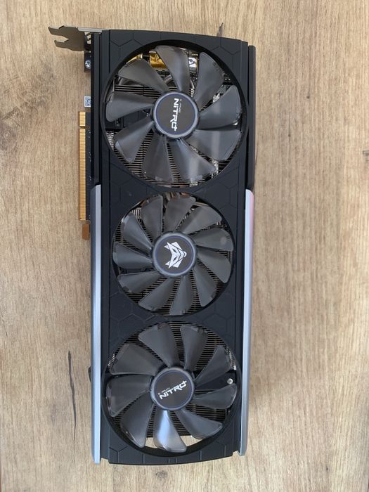 Placa video Sapphire RX  5700 XT Nitro+ Special Edition  8 GB