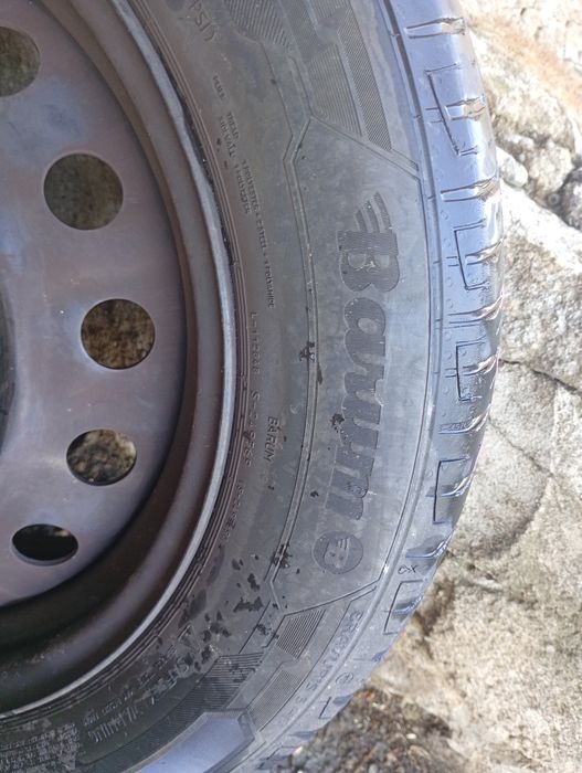 Гуми с джанти 16ки от тойота версо