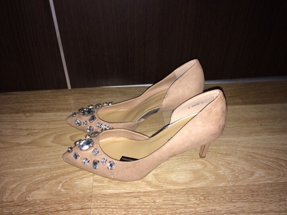 Нови обувки New Look