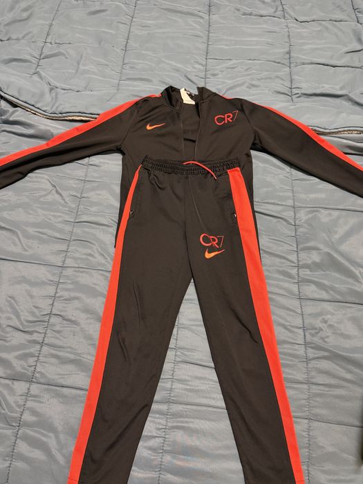 Nike-оригинален детски екип