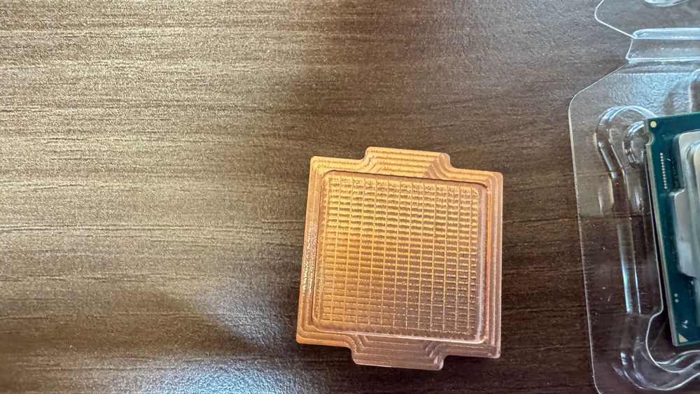 Procesor i7 8700k + kit delid complet + IHS cupru