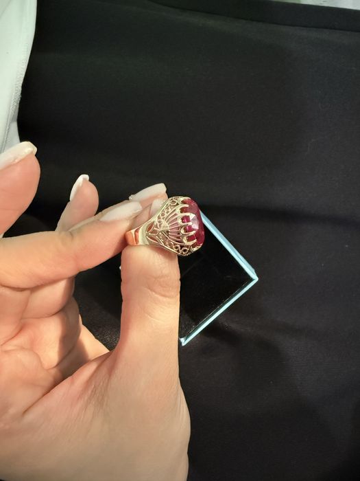 Золотое кольцо 585 пробы 5.09 грамм