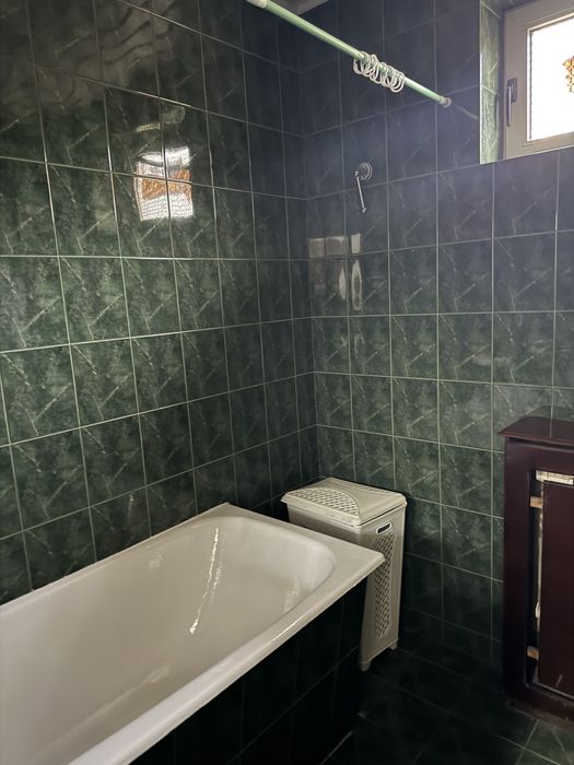 Сдаю банкоскую квартиру в центре рядом с метро Новза