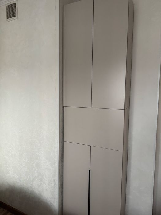 Шкаф для прихожей