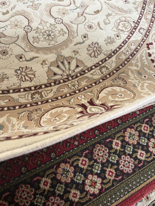 Ковер из кашемира