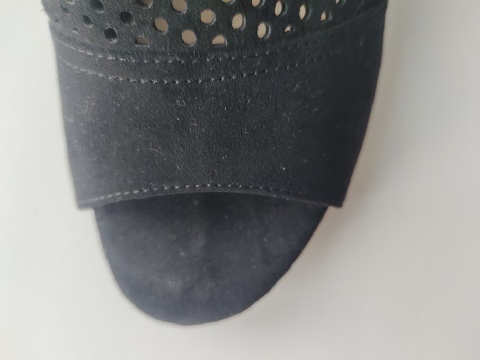 Продам обувь в отличном состоянии