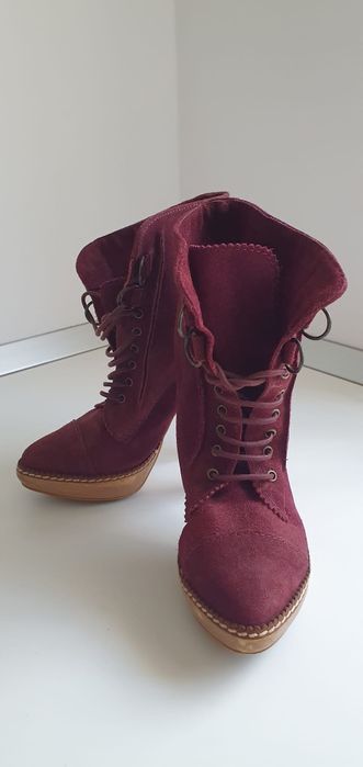 Ghete cu toc 37 piele naturala Bershka