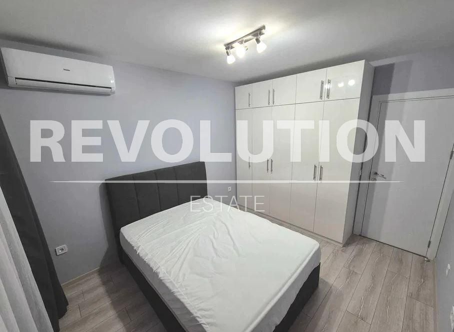 Дава се под наем Двустаен апартамент в Варна, м-т Пчелина - 55 кв.м за 475 € - Снимка #3