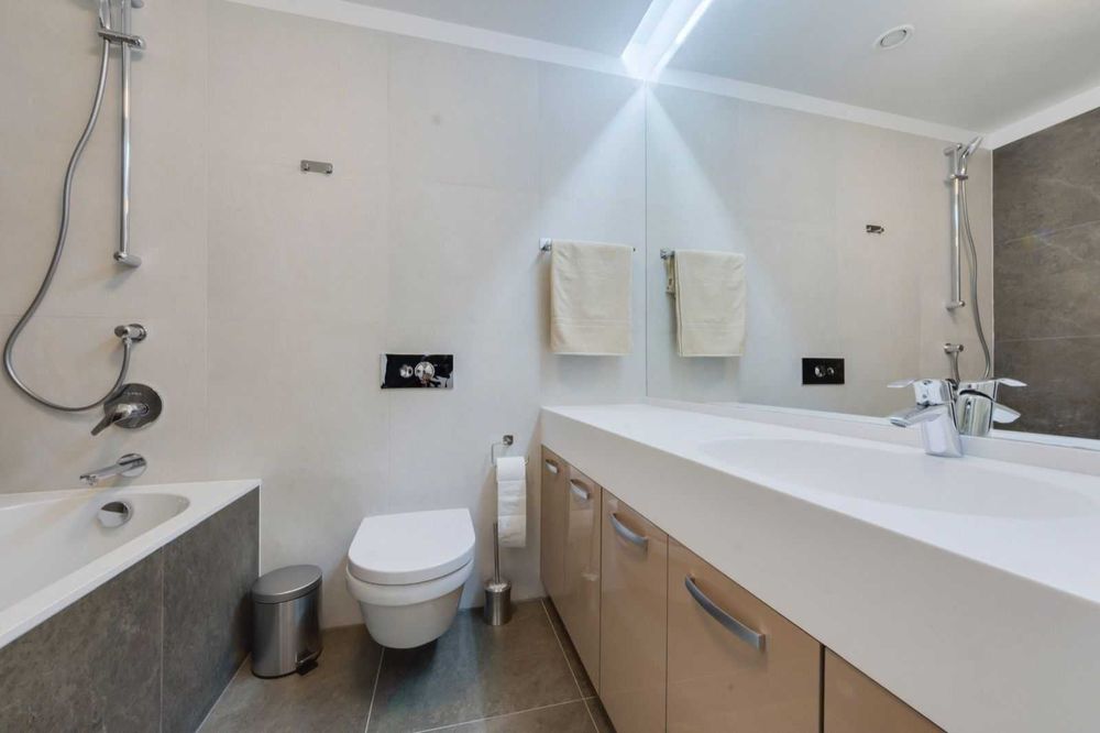 Proprietar inchiriez apartament 2 camere in ONE Herastrau Plaza