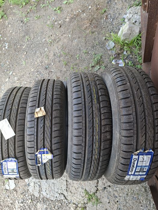 Продам шины 175/65/14 гудиер