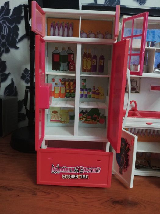 Продаю игровой набор мебели Monsters High