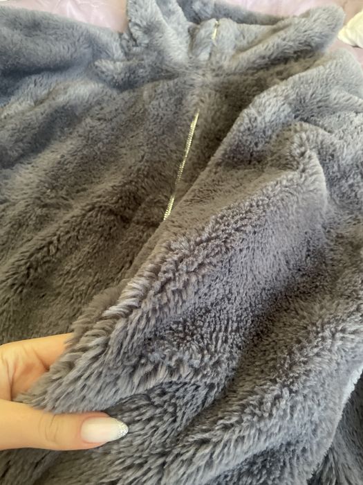 Тъмно сиво пухкаво яке – размер L/XL