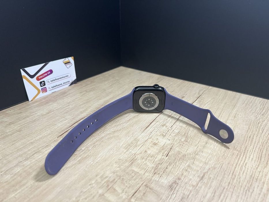 Apple Watch Seria 11 46mm Jet Black Aluminium Purple Band Second-Hand