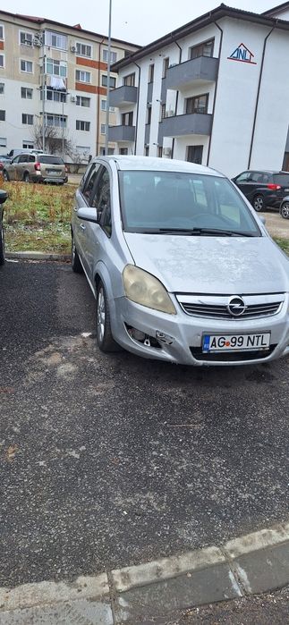 Vand Opel Zafira 1.9 Diesel masina funcționează, 7 locuri,