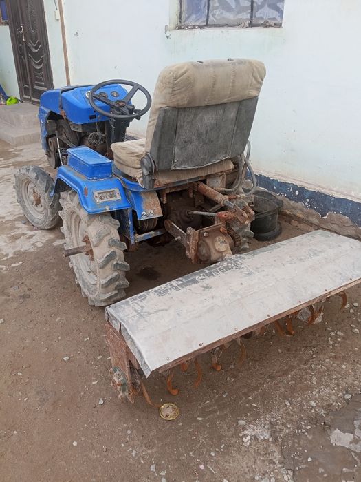 Mini Traktor sotiladi