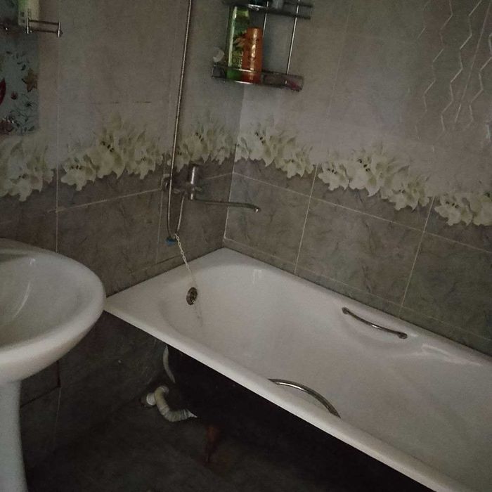 Kvartira sotiladi 3 xonali