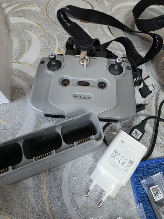 DJI Mavic mini 2 Fly More Combo , Дрон