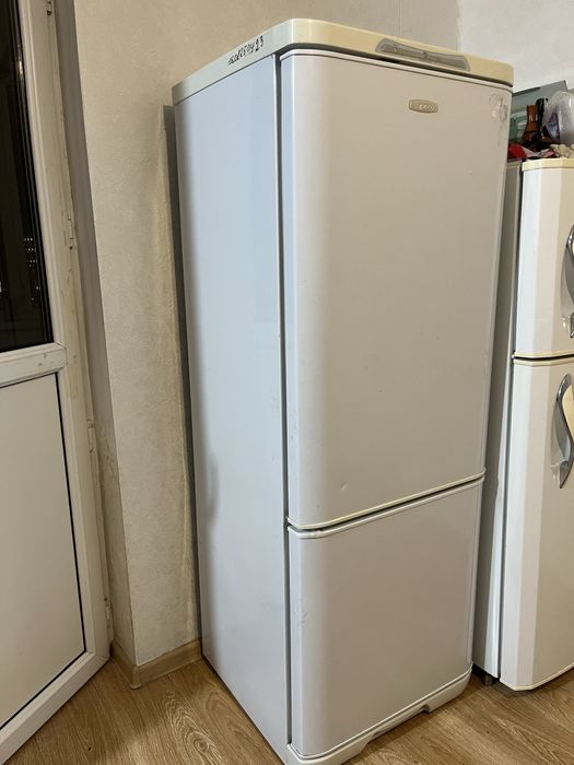 Холодильник 1,80