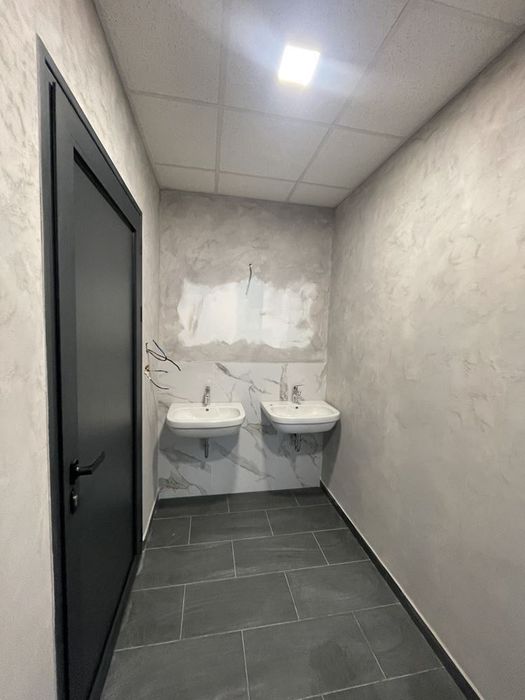 Дава се под наем Офис в София, Център - 374 кв.м за 4843.47 € - Снимка #12